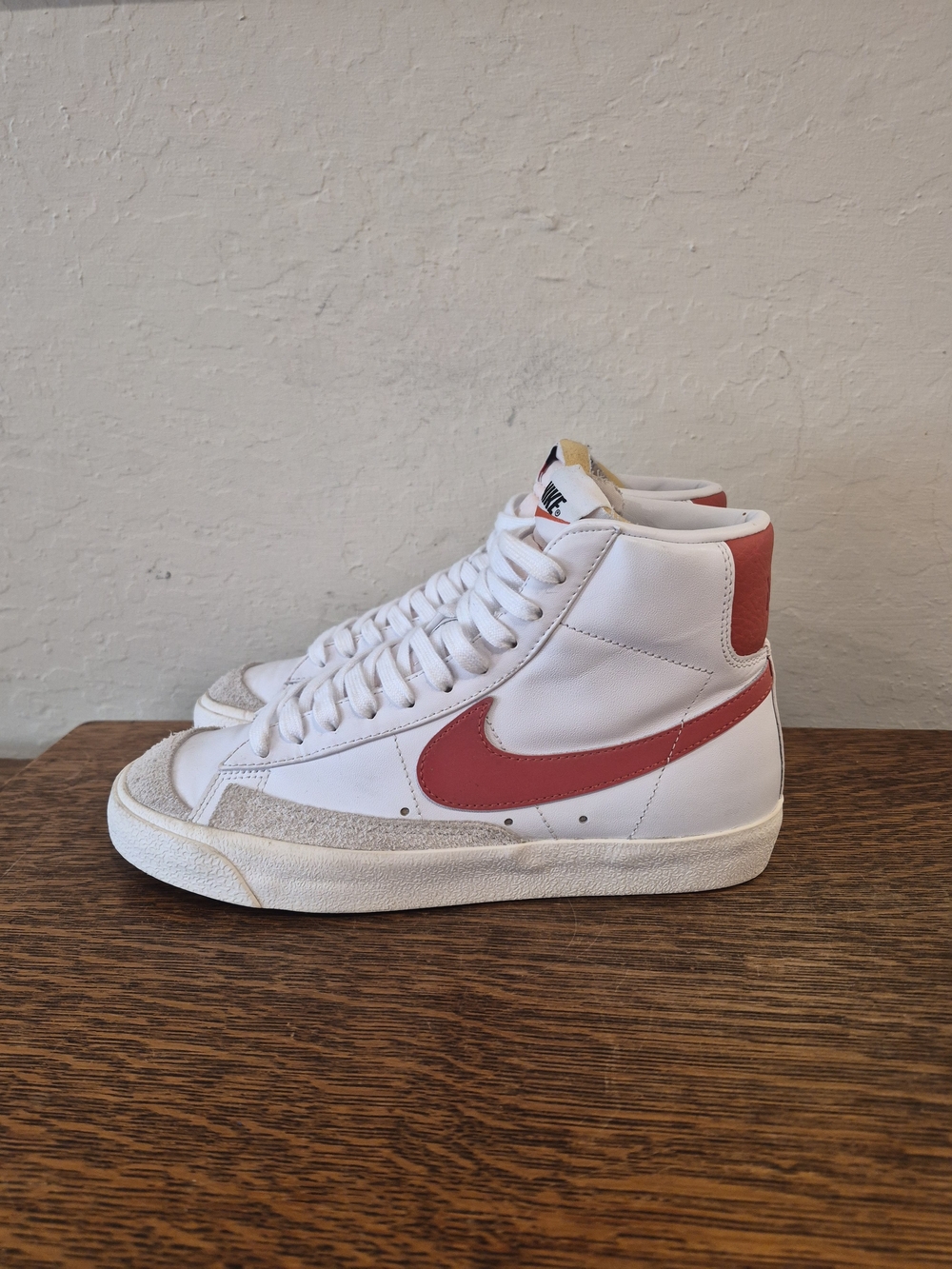 Nike Blazer Mid '77 Vintage Sneakers Women's Size US 8